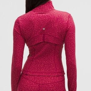 ၆၅2025-Desert REDLeopard Daisy Magenta Smoke Lululemon